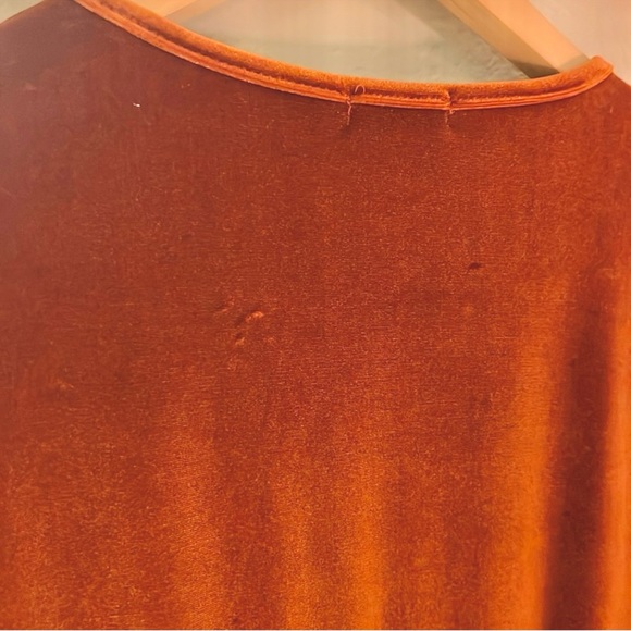 You Got the Touch Mini Dress 🧡 D27 - Picture 7 of 7